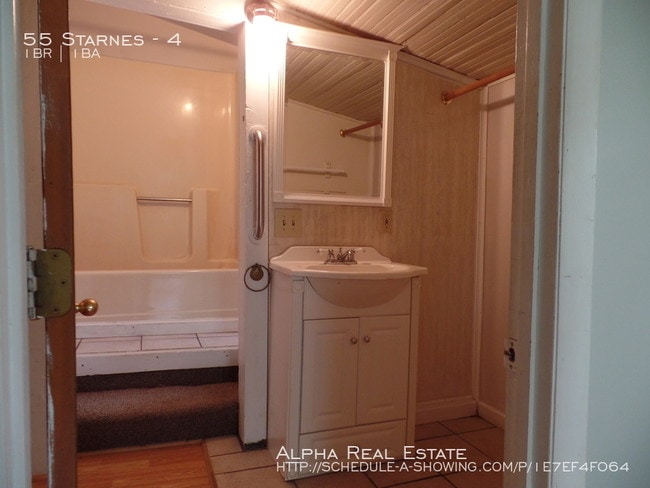 Building Photo - 55 Starnes