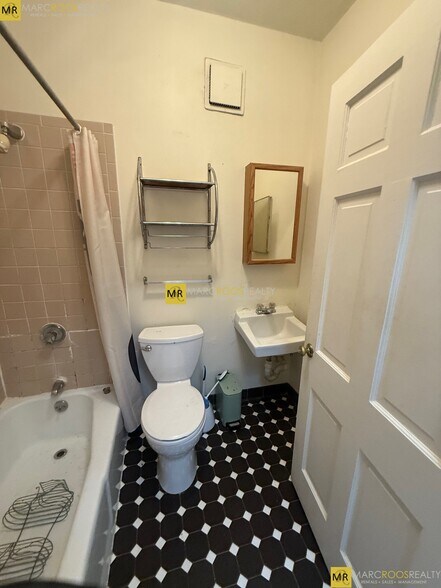 Building Photo - 25 Worcester Sq