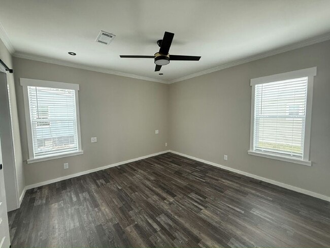 Building Photo - 3519 Campari Dr