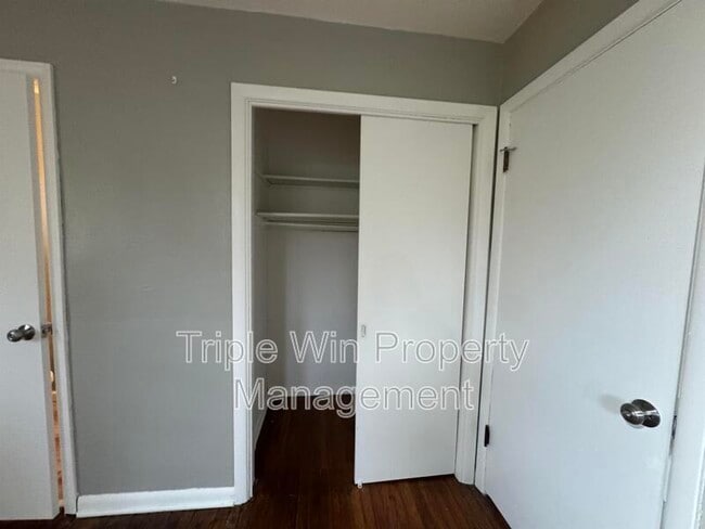 Building Photo - 8000 Noel Ct