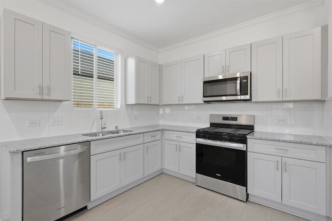 Building Photo - 15317 Dapple Blf Ln