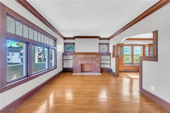 Building Photo - 3654 W 138th St