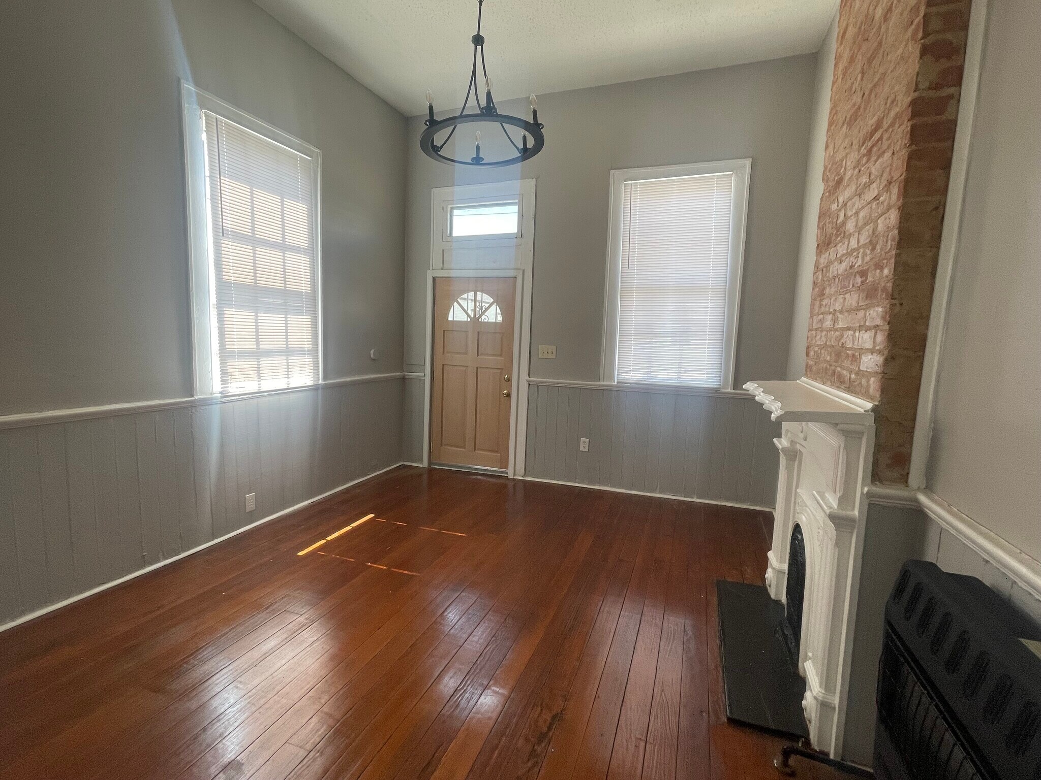 Building Photo - 2439 Second St