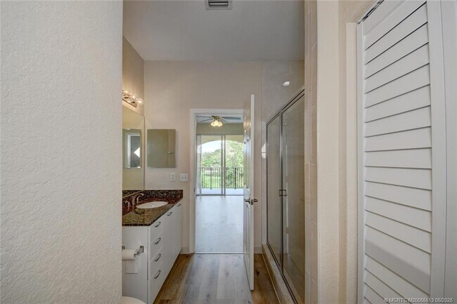 Building Photo - 44 SE Sedona Cir