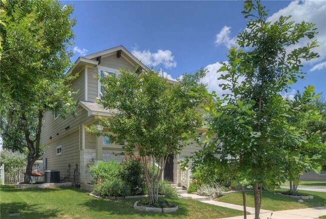 Building Photo - 1412 Willow Vista