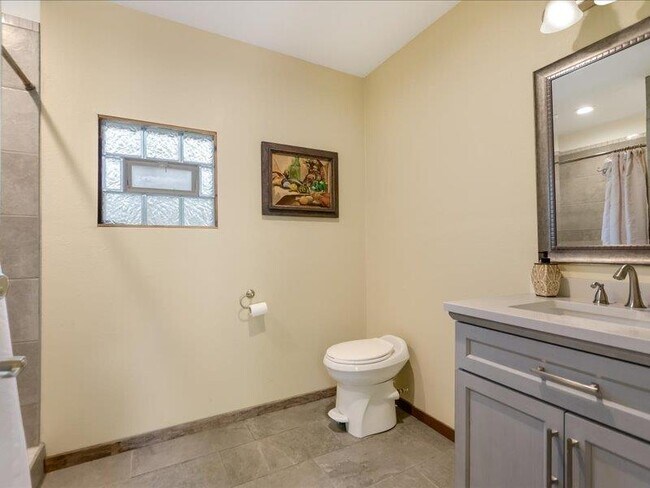 Building Photo - 7603 Bellflower Cove