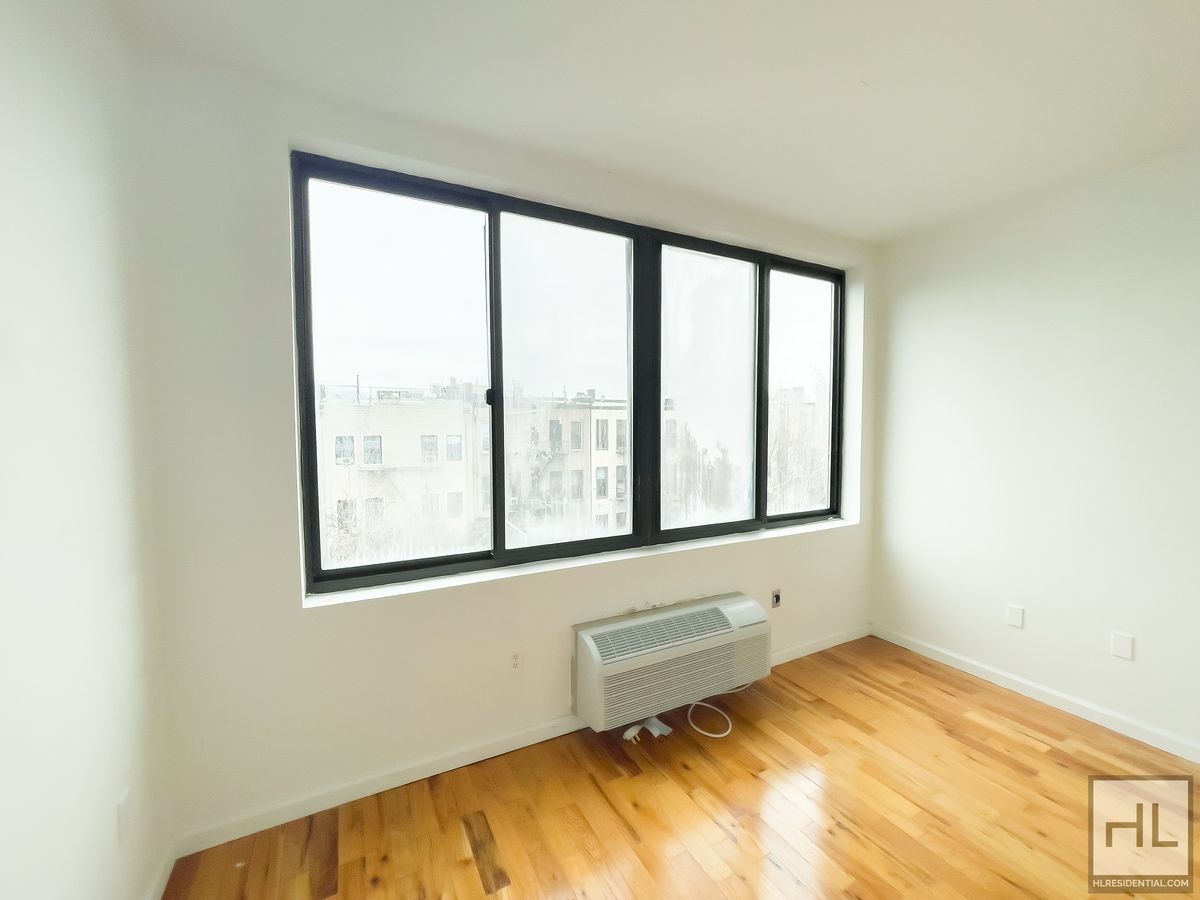 Building Photo - MELROSE STREET / Bushwick 3 Bed