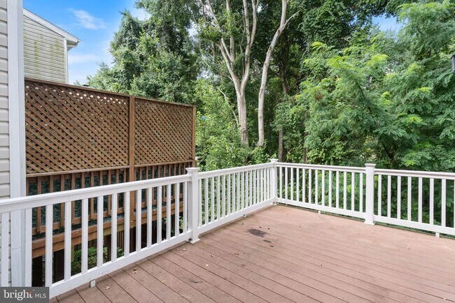 Building Photo - 8212 Silverton Ct