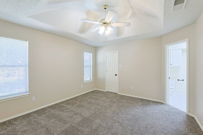 Building Photo - Welcome home to this beautifully updated 3-bedroom, 2-bath home nestled on a quiet cul-de-sac in ...
