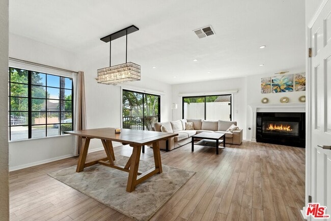 Primary Photo - 1434 19th St