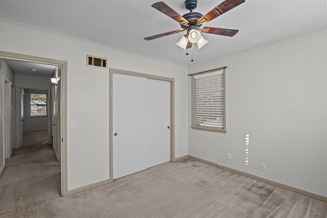 Building Photo - 410 Haynes Ave