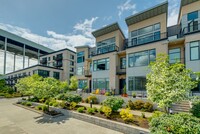 Building Photo - Waterfront Living at the Riverscape Townhomes