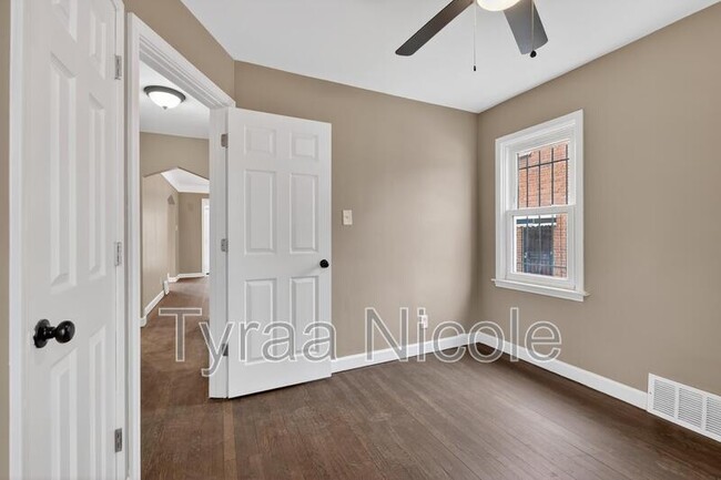 Building Photo - 19750 Mark Twain St