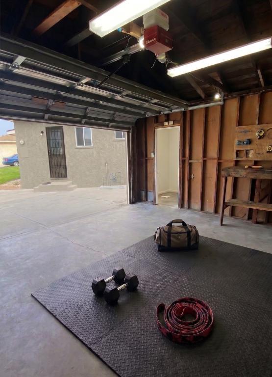 Building Photo - 15552 Cornuta Ave