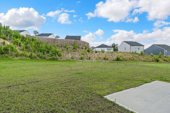 Building Photo - 1429 Deer Hollow Run