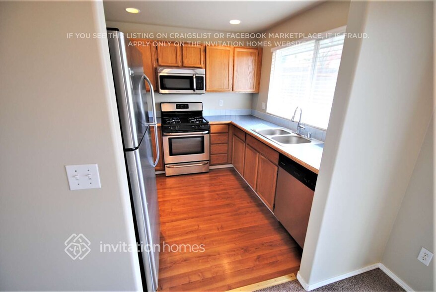 Building Photo - 7608 69th St NE