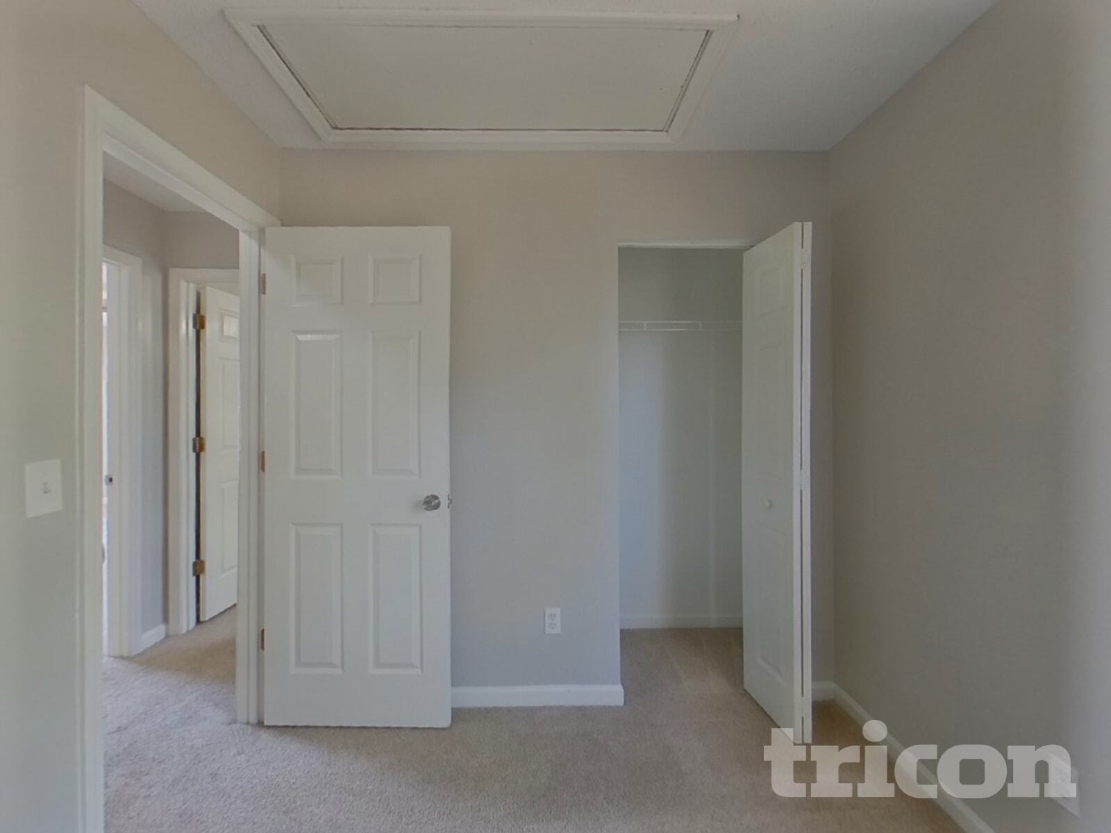 Building Photo - 5 High Glen Ct