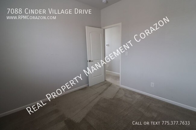 Building Photo - 7088 Cinder Village Dr