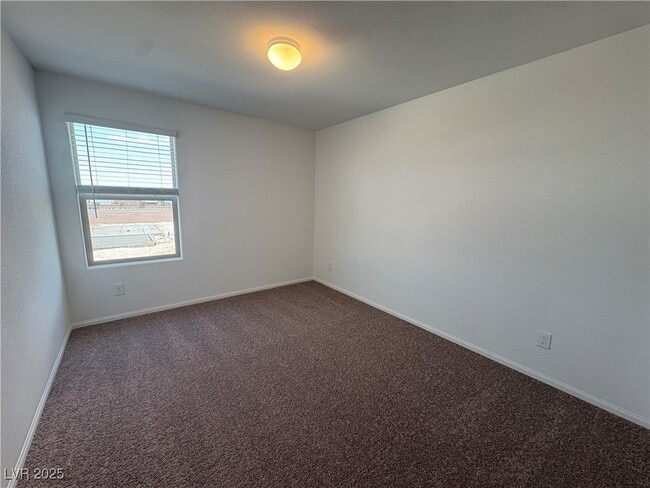 Building Photo - 6053 Swift Lariat St