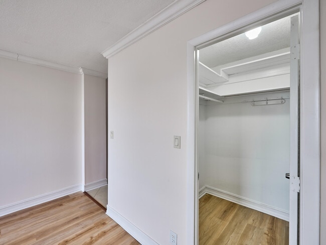 Building Photo - 305 N Pompano Beach Blvd