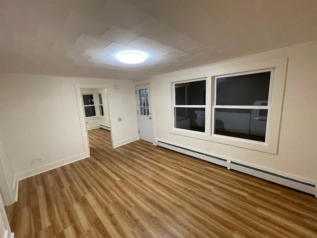 Building Photo - 5 Dartmouth St