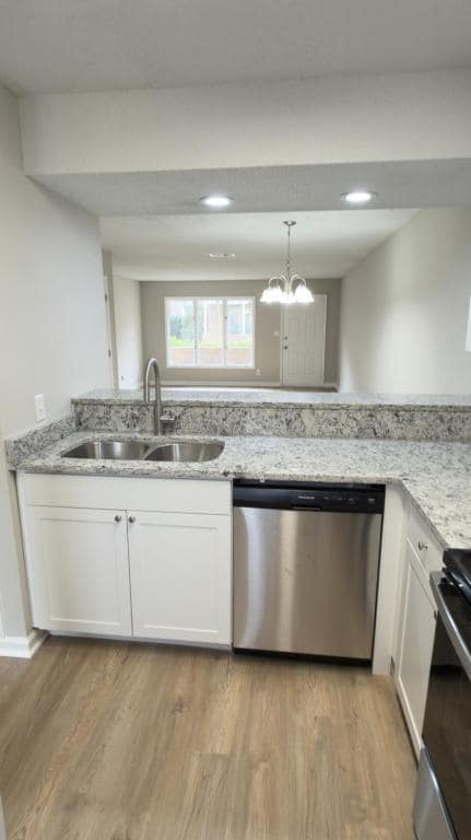 Building Photo - 409 Garden Dr