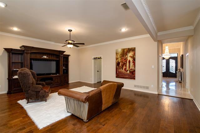 Building Photo - 5920 Encore Dr