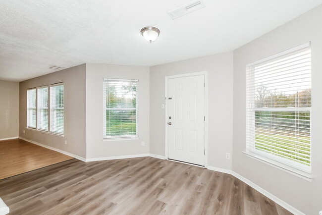 Building Photo - 6058 Amber Valley Ln