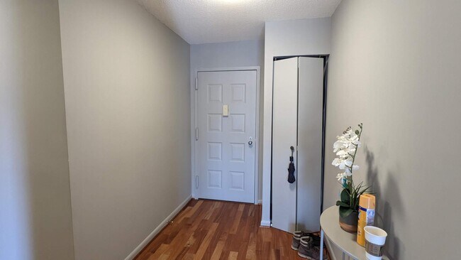 Building Photo - 8360 Greensboro Dr