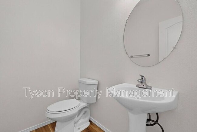 Building Photo - 10912 Dream Weaver Dr NW