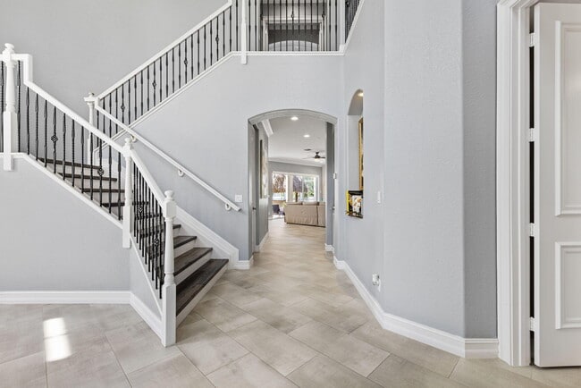 Building Photo - 11788 Knightsbridge Pl