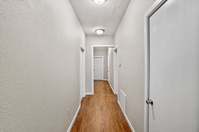 Building Photo - Beautiful 3 Bed / 2 Bath Home in Fort Smith