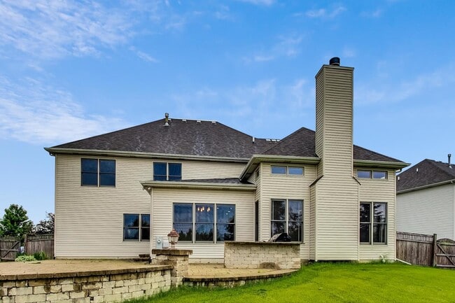 Building Photo - 2951 Old Glory Dr