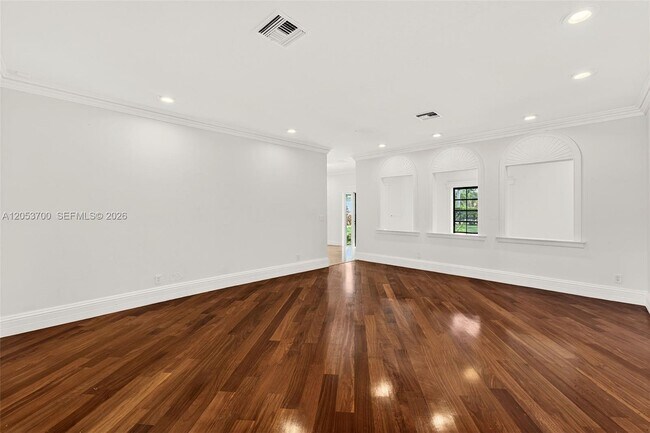Building Photo - 3000 SW 130th Ave