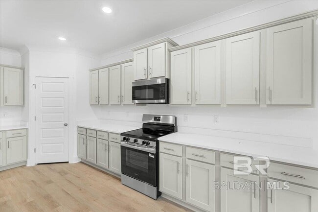 Building Photo - 10452 Winning Colors Trl