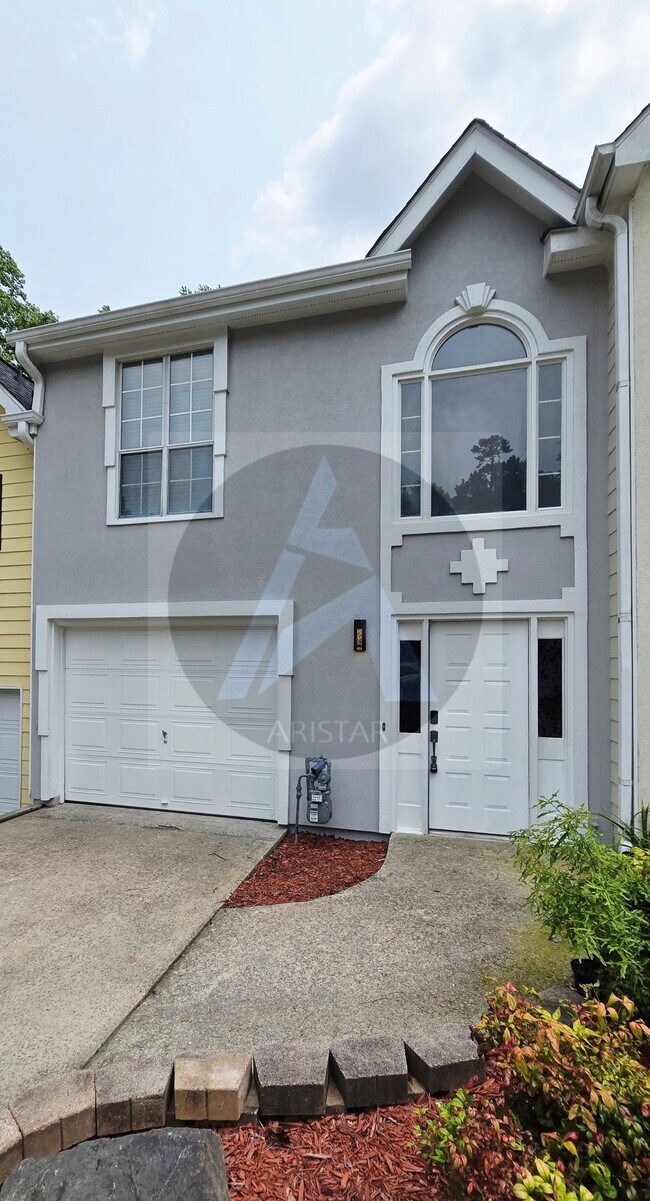 Building Photo - 1041 Kennesborough Rd NW