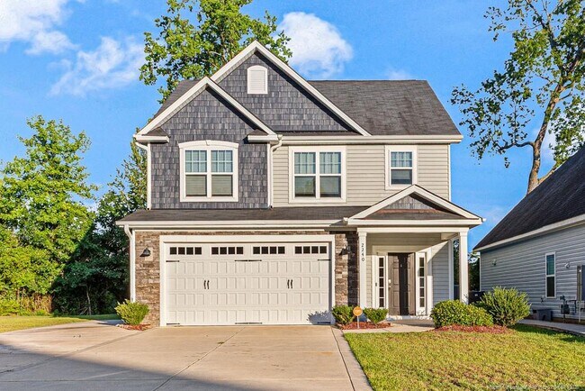Building Photo - 2240 Mannington Dr