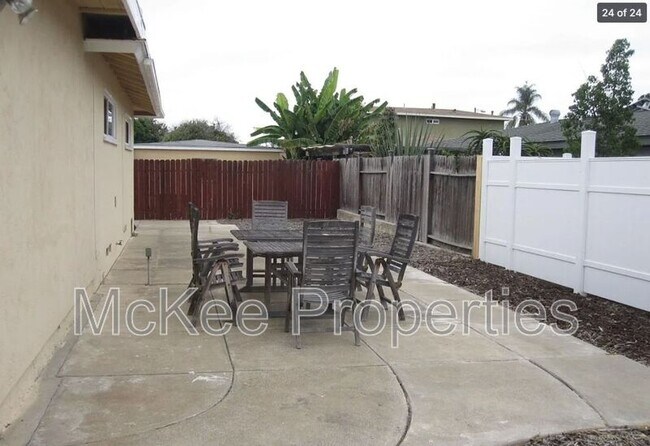 Building Photo - 6323 Connie Dr