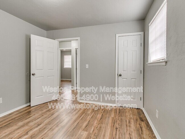 Building Photo - 1605 Cynthia Dr