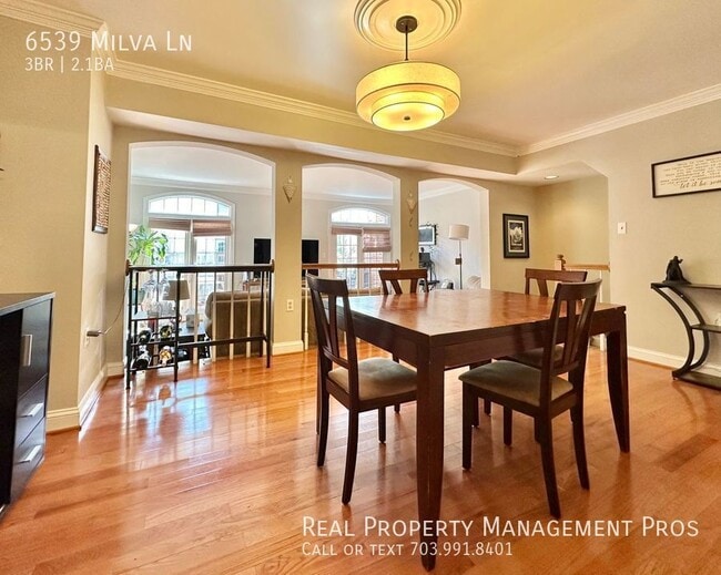 Primary Photo - 6539 Milva Ln