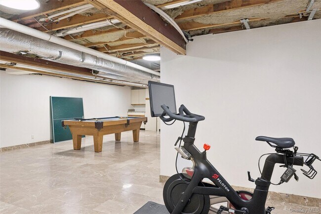 Building Photo - 15 Rivers Rd