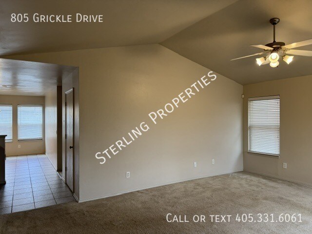 Building Photo - 805 Grickle Dr