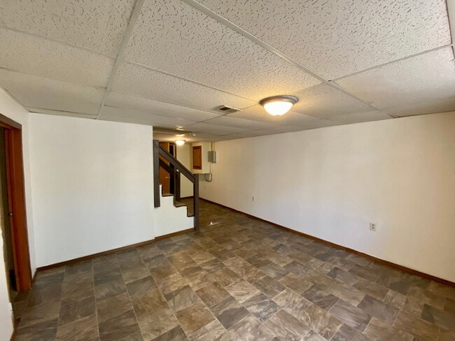 Building Photo - $2,200 - 4 Bed / 3 Bath Beautiful Home in ...