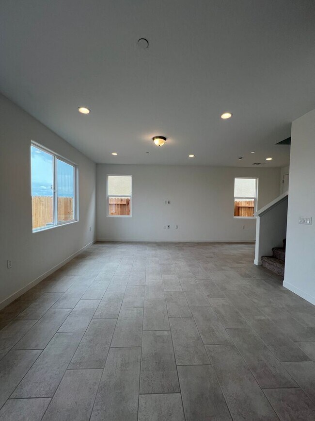 Building Photo - Price reduced!!! Be the first to live in t...