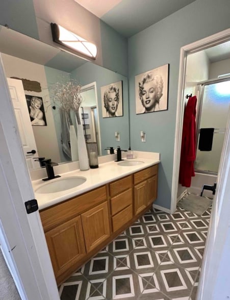 Building Photo - 600 Camino Magnifico