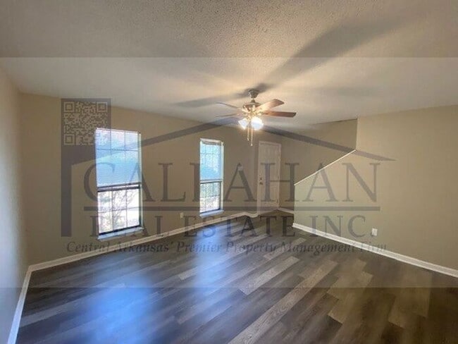 Building Photo - Midtown 2 Bedroom Townhome