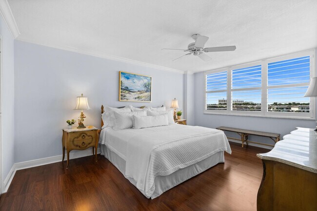 Building Photo - 511 Bayshore Dr