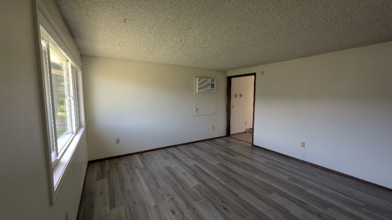 Building Photo - 1243 Hanson Ave