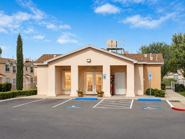 Building Photo - Western Sunshine Apartments