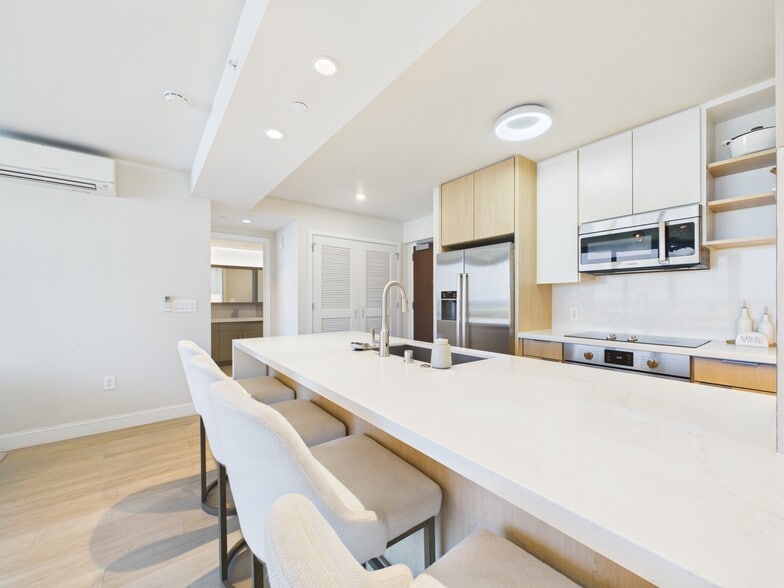 kitchen - 600 Ala Moana Blvd